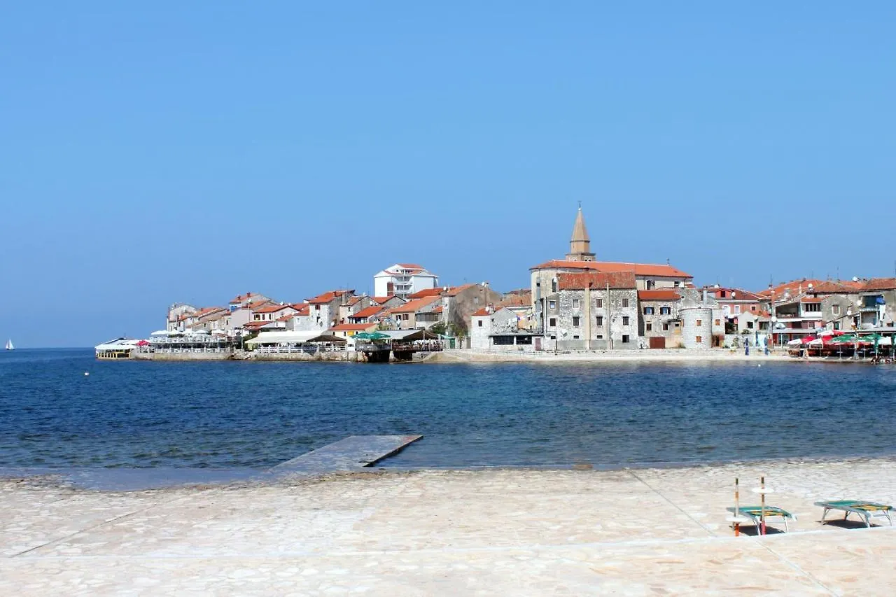 Apartments With A Parking Space Umag - 6994