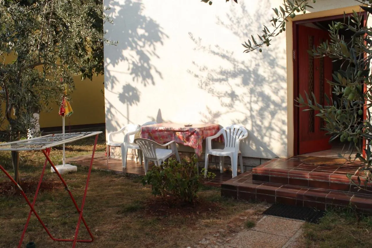 Apartments With A Parking Space Umag - 6994
