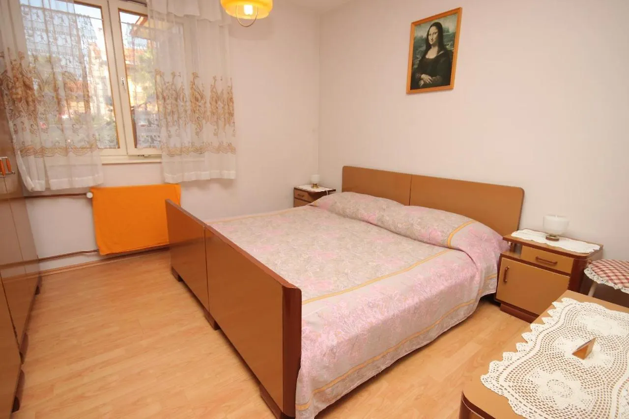 Apartments With A Parking Space Umag - 6994