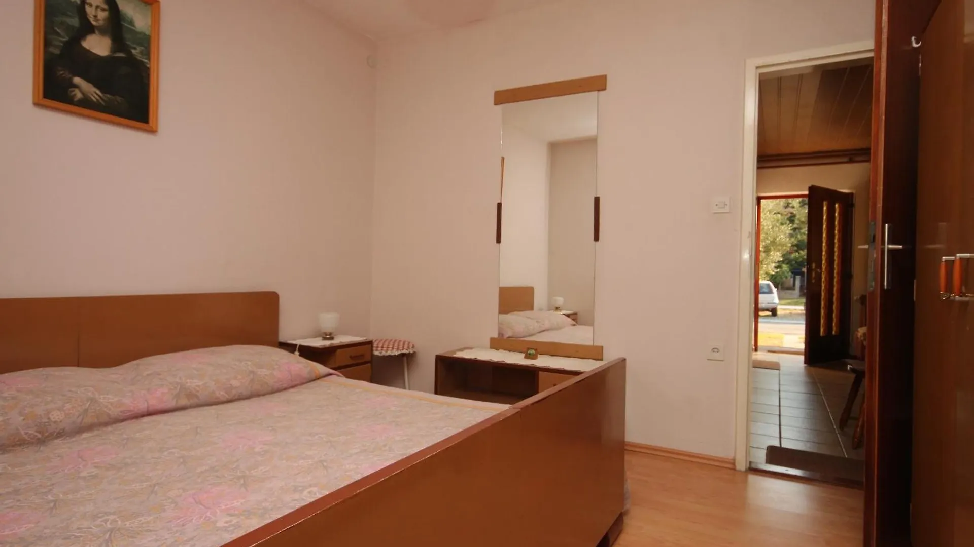 Apartments With A Parking Space Umag - 6994